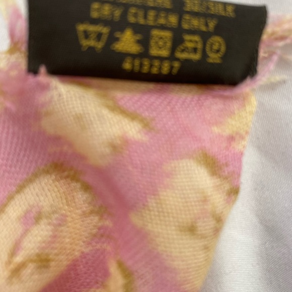 COPY - COPY - Gorgeous Louis Vuitton scarf. Very rare - Picture 9 of 9